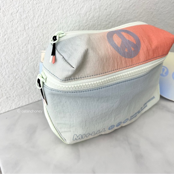 lululemon x Madhappy Clean Lines Belt Bag 2L - Picture 3 of 8